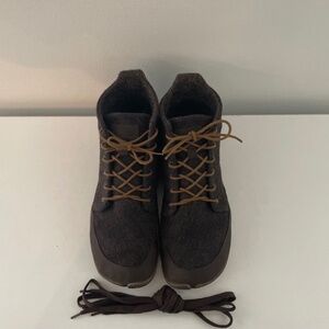 Wildling Chestnut - Brown Blue